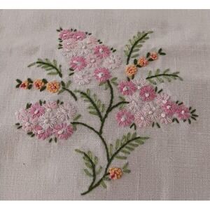 Vintage Table Runner Pink Lazy Daisy Embroidery French Knots Lace Trim